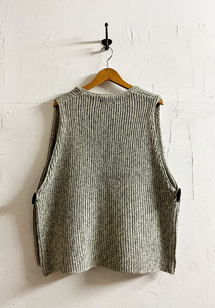 Nasngwam.(ナスングワム) | GRAIN VEST カラー:SAGE GREEN