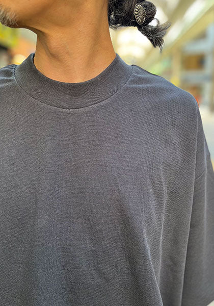 KELEN ケレン | BALLOON TOP バルーンカットソー カラー : CHARCOAL