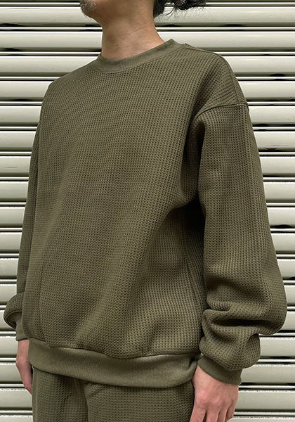 Nasngwam ナスングワム | SUNNY CREW カラー:オリーブ