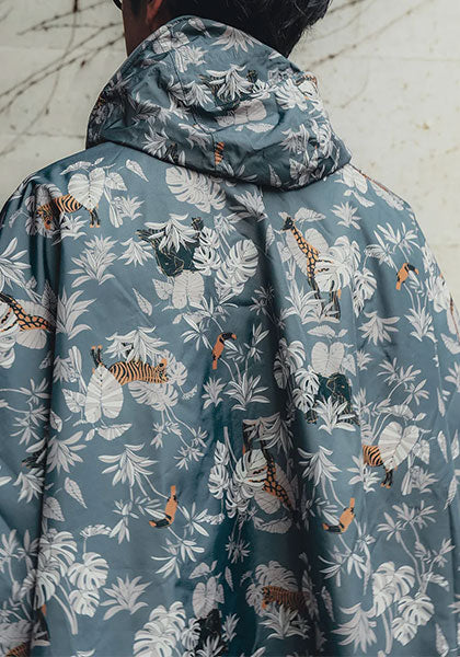 KIU レインポンチョ 2ND カラー:サファリアニマル