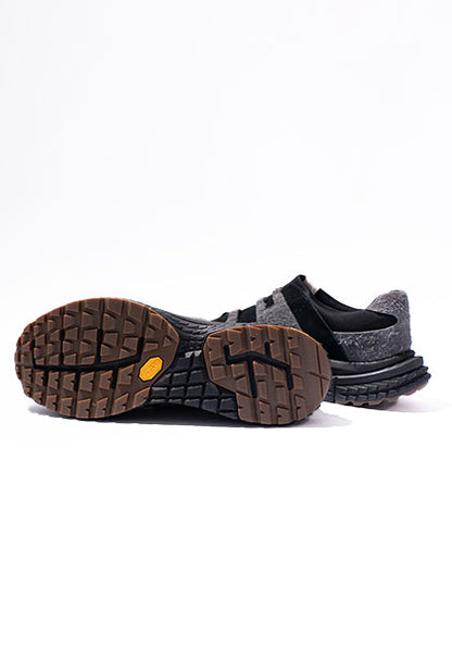 yuers ユアーズ | LOOMER カラー： BLACK