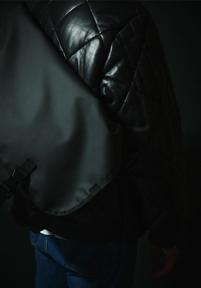 PACKING パッキング | MAT RIP MESSENGER BAG カラー :MAT BLACK