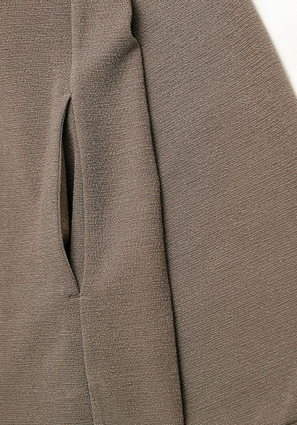 QUOLT クオルト | WEMBLEY KNITSEW カラー: BROWN-BEIGE