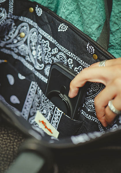 Nasngwam×EARLY MORNING ナスングワム×アーリーモーニング | DEARSKIN LARGE TOTE BAG カラー : BLACK