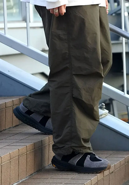 yuers ユアーズ | LOOMER カラー： BLACK