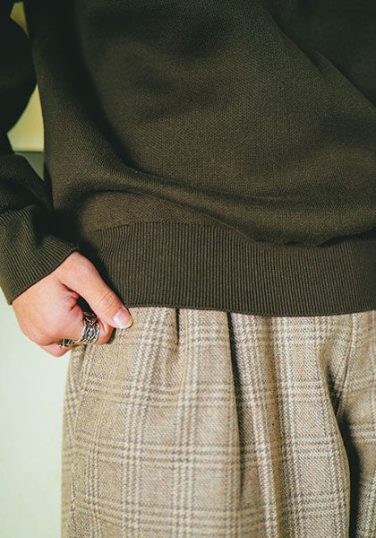 Nasngwam.(ナスングワム) | ACTUALLY CREW カラー:DARK OLIVE