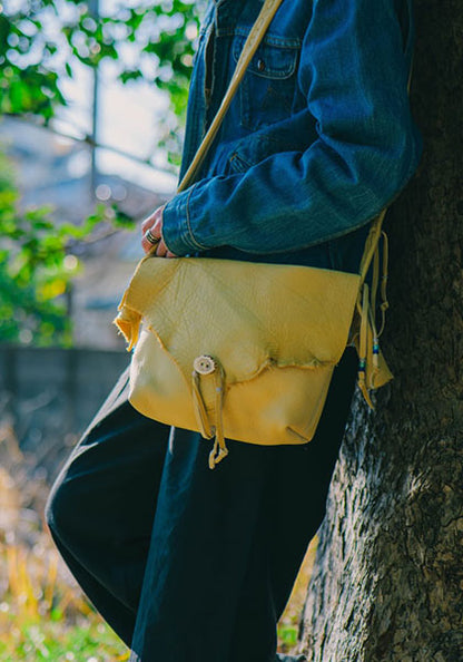 Nasngwam×EARLY MORNING ナスングワム×アーリーモーニング | DEER SKIN MESSENGER BAG / 鹿革バッグ カラー : ベージュ