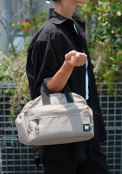 NEVER WASTED ネバー ウェイステッド | PLAYRIP / ミドルサイズバッグ