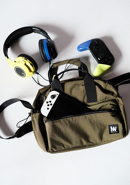 NEVER WASTED ネバー ウェイステッド | PLAYRIP / ミドルサイズバッグ