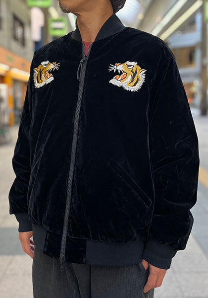 TAION 体温 ジャパンスペシャル リバーシブル スカジャン ダウンジャケット カラー : ブラック×ブラック