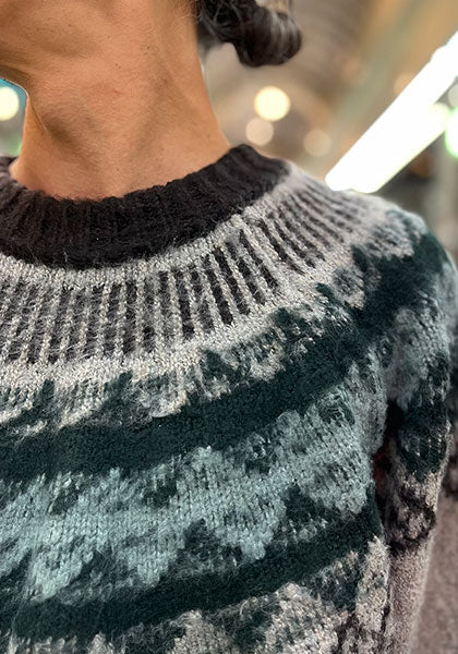 KELEN ケレン | BLURRED NORDIC CIRCLE KNIT カラー:MOKUBEIGE