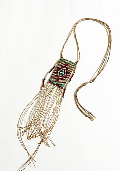 Nasngwam.×idod Macrame necklace Model: Ko