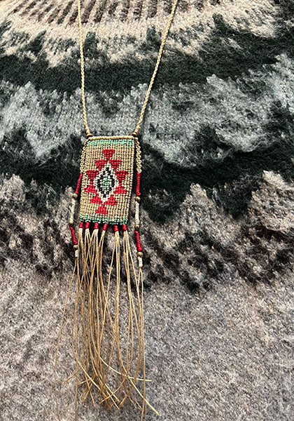 Nasngwam.×idod Macrame necklace Model: Ko