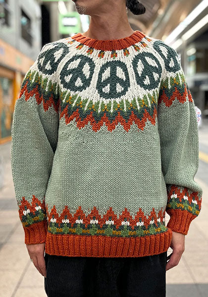 HAVE A GRATEFUL DAY ハブ ア グレイトフル デイ | PEACE PATTERN WOOL KNIT CREW カラー : SAGE GREEN
