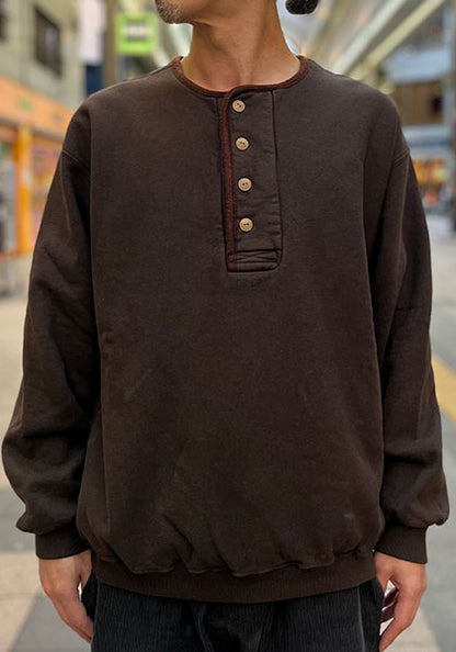 GYPSY&SONS ジプシーアンドサンズ | 80 CLASSIC HENRY 80 クラシック ヘンリーネック スウェット カラー：ブラウンチャコール