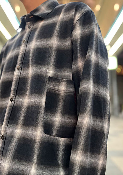 remilla ヒトエラウンドシャツ