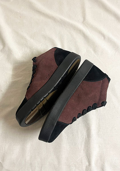 AREth アース | Model Il (ミドルカットタイプ) カラー： BLACK & BURGUNDY