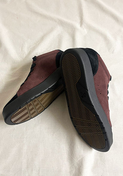 AREth アース | Model Il (ミドルカットタイプ) カラー： BLACK & BURGUNDY