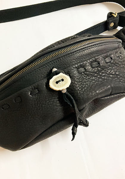 Nasngwam×EARLY MORNING ナスングワム×アーリーモーニング | DEERSKIN BODY BAG / 鹿革バッグ