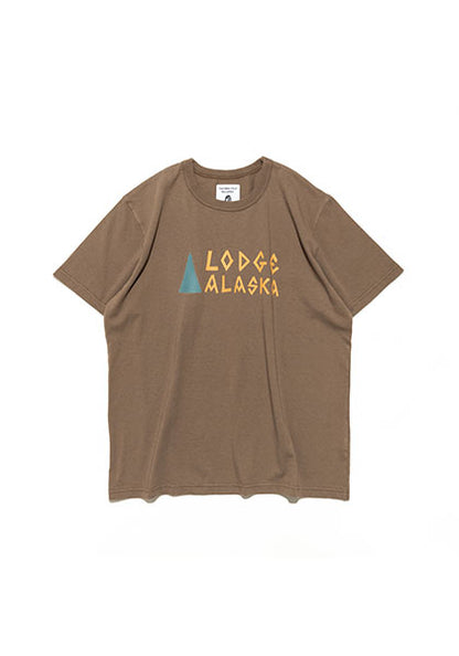 TACOMA FUJI RECORDS タコマフジレコード | Lodge ALASKA LOGO Tシャツ designed by MATT LEINES  カラー:サンド