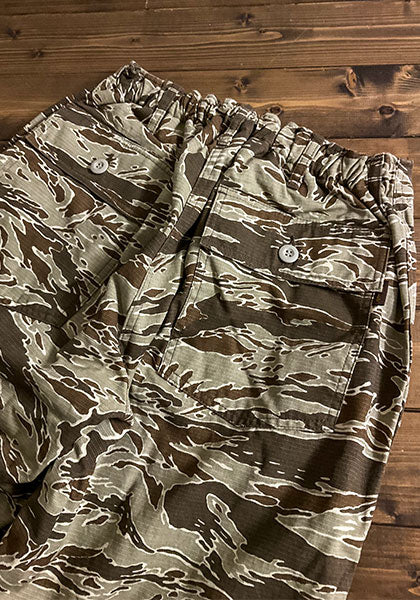 Nasngwam.（ナスングワム） | NUNAVUT PANTS / 裏地フリース