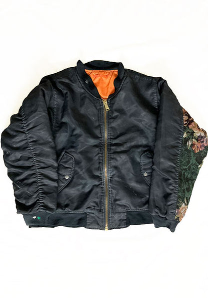 VOO ヴォー | MA-1 feat. LIF サイズ：QUEEN(M-L中間) カラー：BLACK