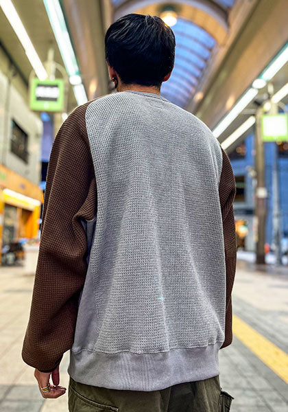 Nasngwam × IMPRESTORE | GOKU WARM FLEECE F.CREW カラー:GRAY×BROWN