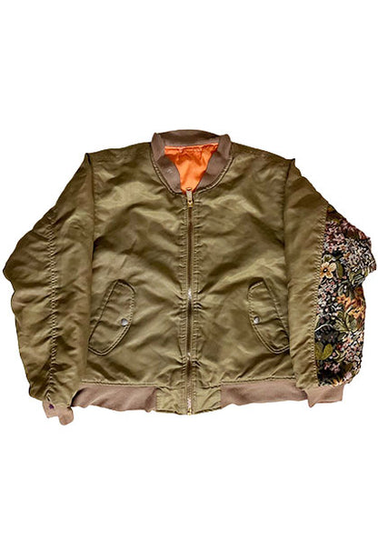 VOO ヴォー | MA-1 feat. LIF サイズ：QUEEN(M-L中間) カラー：CAMEL