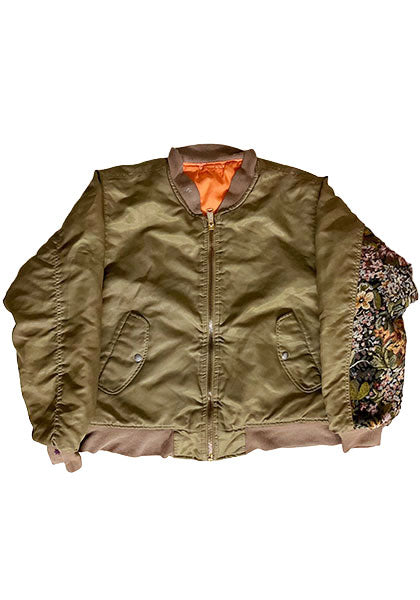 VOO ヴォー | MA-1 feat. LIF サイズ：QUEEN(M-L中間) カラー：CAMEL