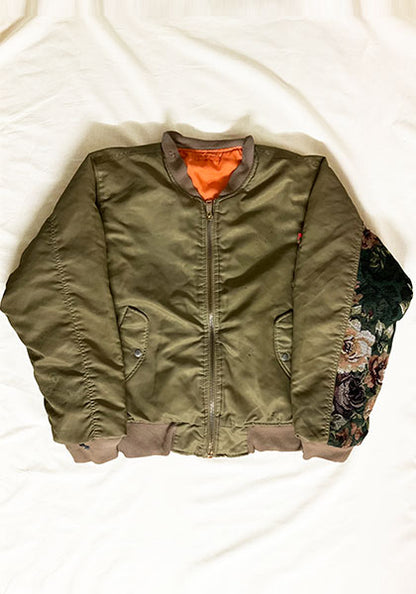 VOO ヴォー | MA-1 feat. LIF サイズ：KING(L-XL中間) カラー：CAMEL