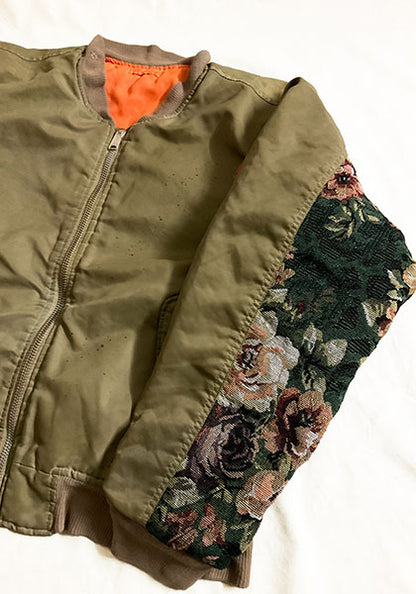 VOO ヴォー | MA-1 feat. LIF サイズ：KING(L-XL中間) カラー：CAMEL