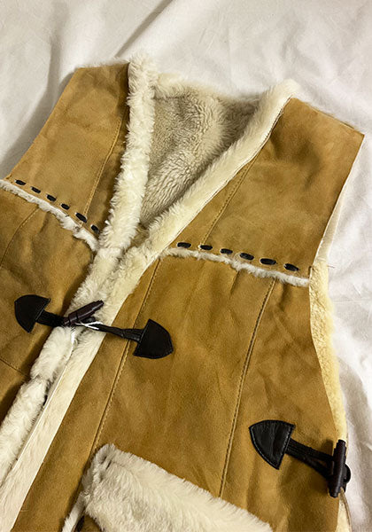 Nasngwam.（ナスングワム）| IGLLO MOUTON VEST