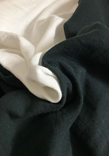 Nasngwam.（ナスングワム）| VAGRANT SHIRTS カラー:BLACK