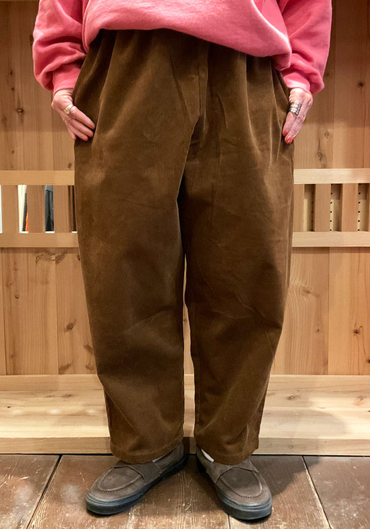 VOIRY ヴォイリー | SUNDAY PANTS CORDUROY カラー :ブラウン