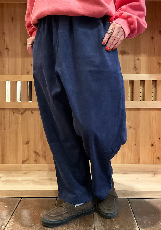 VOIRY ヴォイリー | SUNDAY PANTS CORDUROY カラー :ネイビー