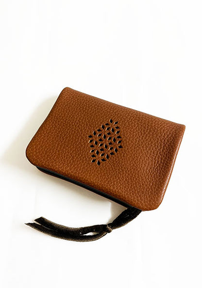 NATURALHANDS ナチュラルハンズ | ミドルウォレット 文様