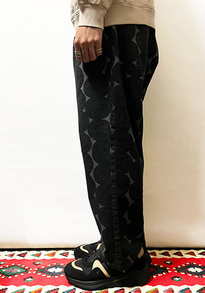 VOO ヴォー | FUNNY CIRCLE EZ SLACKS カラー:SUMI BLACK