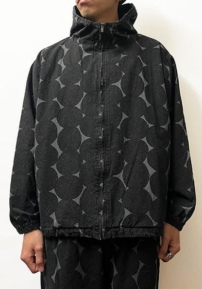 VOO ヴォー | FUNNY CIRCLE HOODY カラー:SUMI BLACK