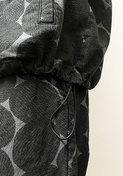 VOO ヴォー | FUNNY CIRCLE HOODY カラー:SUMI BLACK