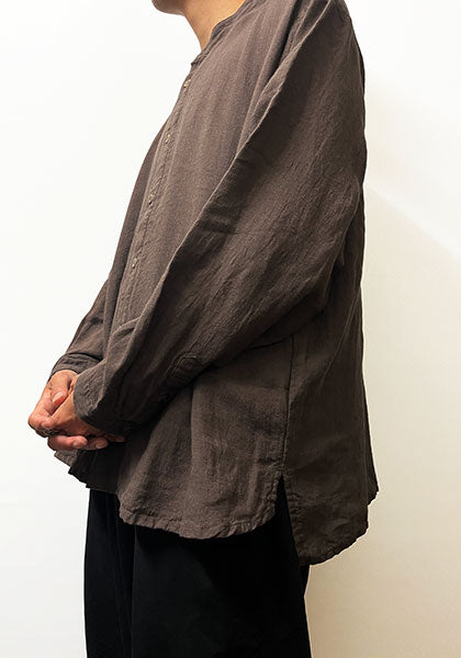 Nasngwam ナスングワム | LIBERAL SHIRTS カラー:CHARCOAL