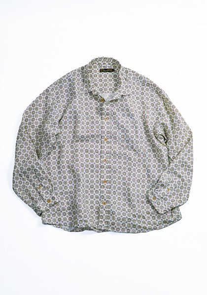 Nasngwam.（ナスングワム） | CREST SHIRTS カラー:WHITE
