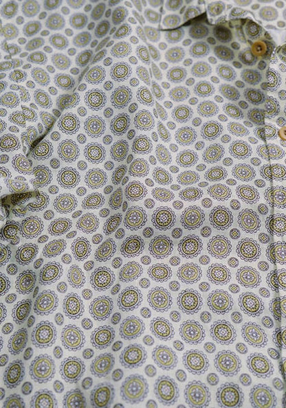 Nasngwam.（ナスングワム） | CREST SHIRTS カラー:WHITE
