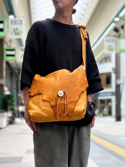 Nasngwam×EARLY MORNING ナスングワム×アーリーモーニング | DEER SKIN MESSENGER LAEGE BAG / 鹿革バッグ カラー :キャメル