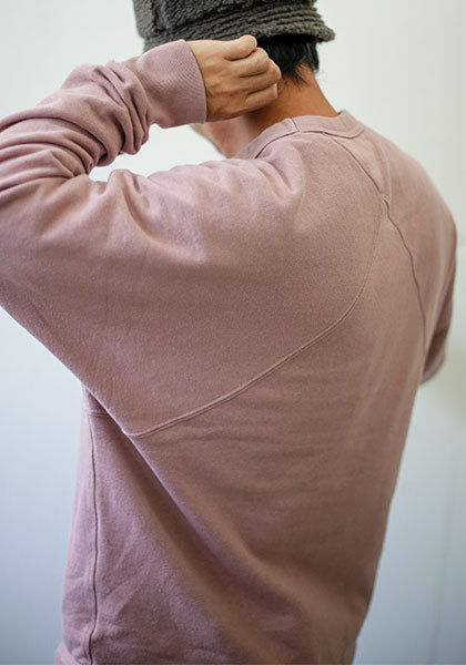 remilla デルタクロススエット