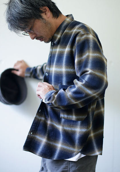 タイムサービス‼️REMILLA ヒトエラウンドシャツ　XL remilla（レミーラ）ヒトエラウンドシャツ / オンブレチェック