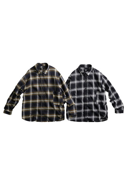 remilla ヒトエラウンドシャツ