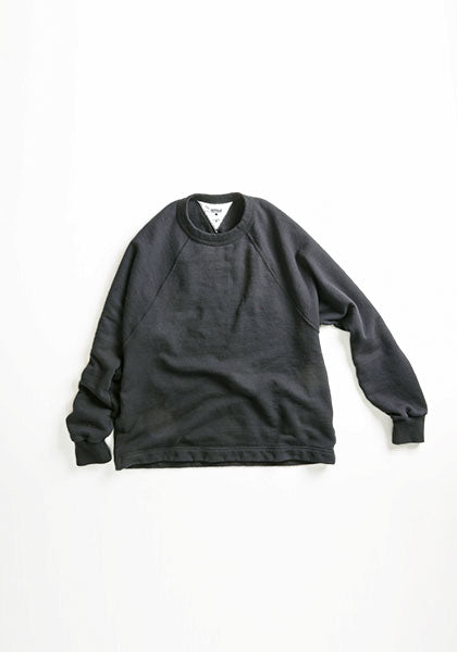 remilla デルタクロススエット