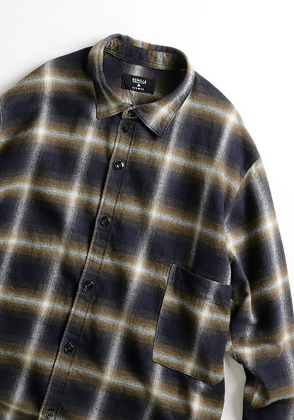 remilla ヒトエラウンドシャツ