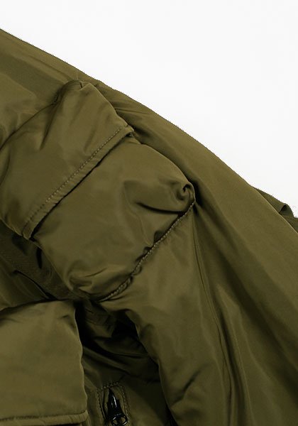 KELEN | BIG POCKET HOODED PUFF JACKET / Big pocket hooded puff jacket Color: Khaki